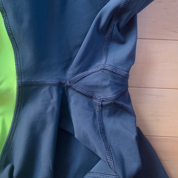 Lululemon Run: Spirit Tight - Picture 3 of 13